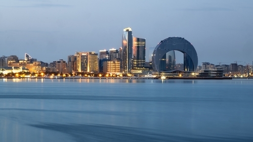 Baku Getaway City and Shopping Escape