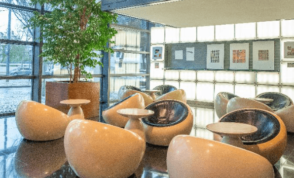 VIP Executive Art's Hotel