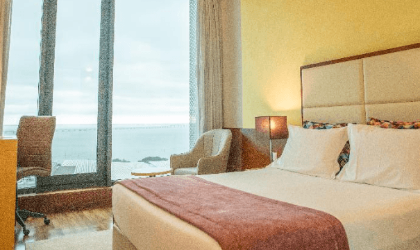 VIP Executive Art's Hotel